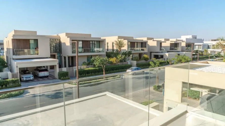 Villa de 6 dormitorios en Golf Place, UAE No. 376 № 17